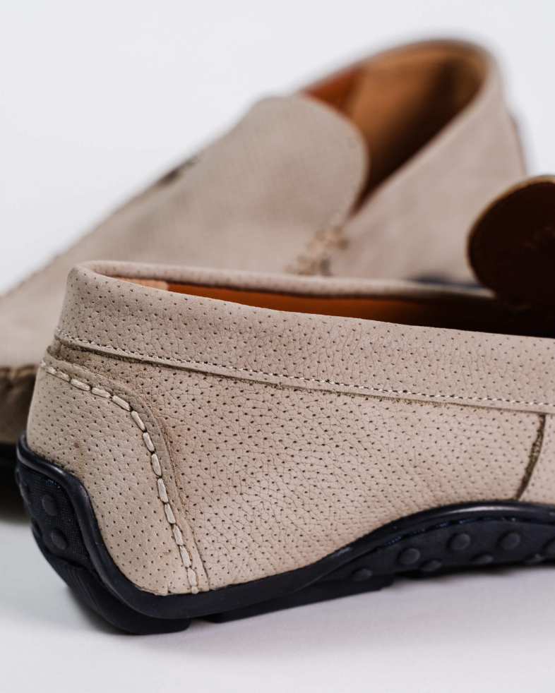 MOCASINI  CU LOGO  METALIC DIN NABUK BEJ 200137171907-8 06