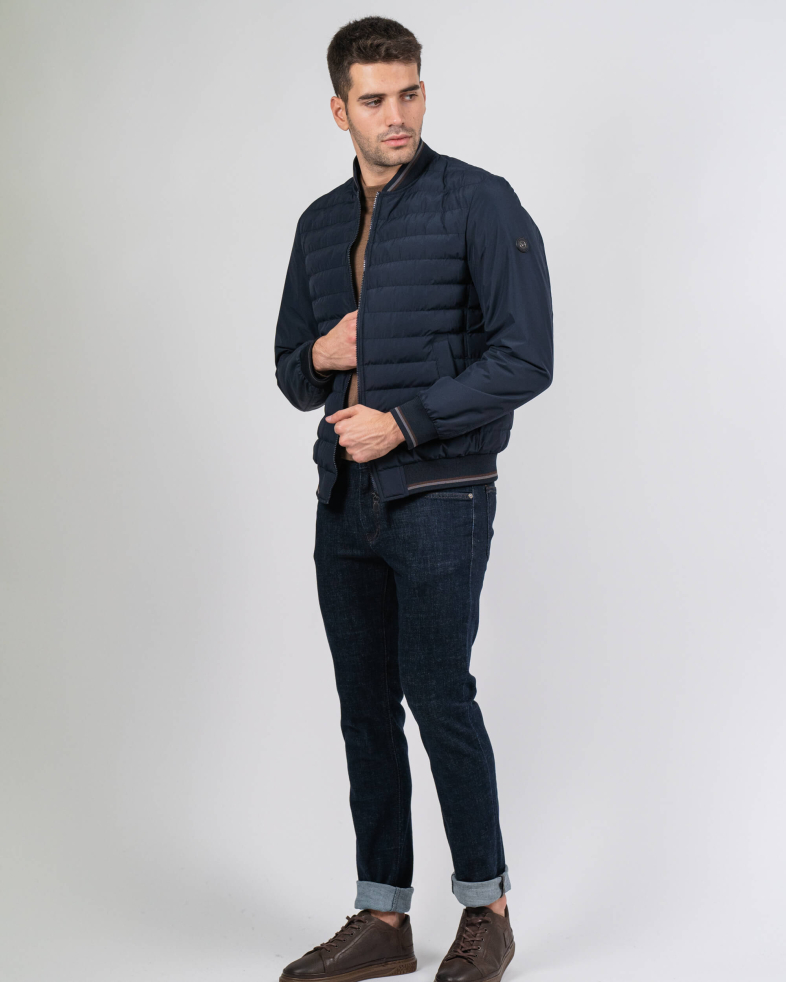 GEACA NEAGRA SCURTA DE BLUGI CU CAPTURA SOFT 220116111222-1 02