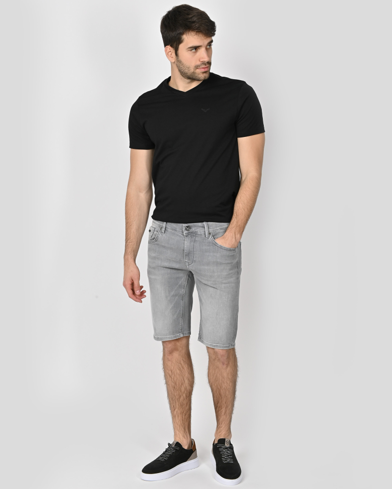 PANTALONI SCURTI GRI CU LOGO METAL 230115121305-6 02