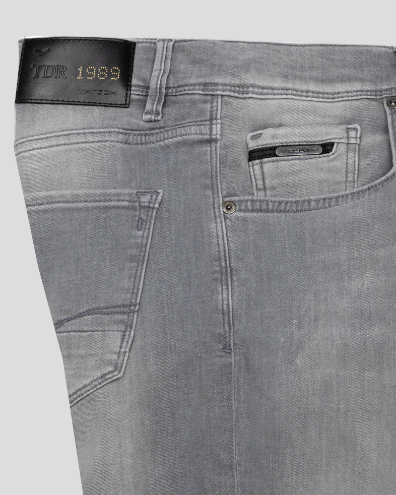 PANTALONI SCURTI GRI CU LOGO METAL 230115121305-6 06
