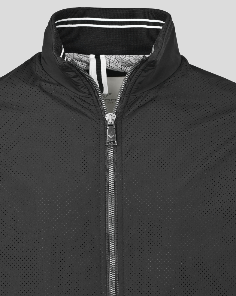 GEACA NEAGRA 250116111364-1 08