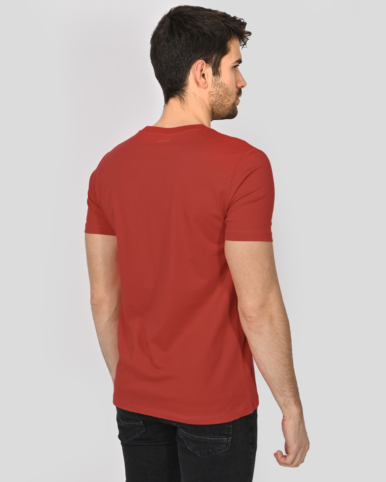 TRICOU ROSU CU DESEN 240161131735-3 09