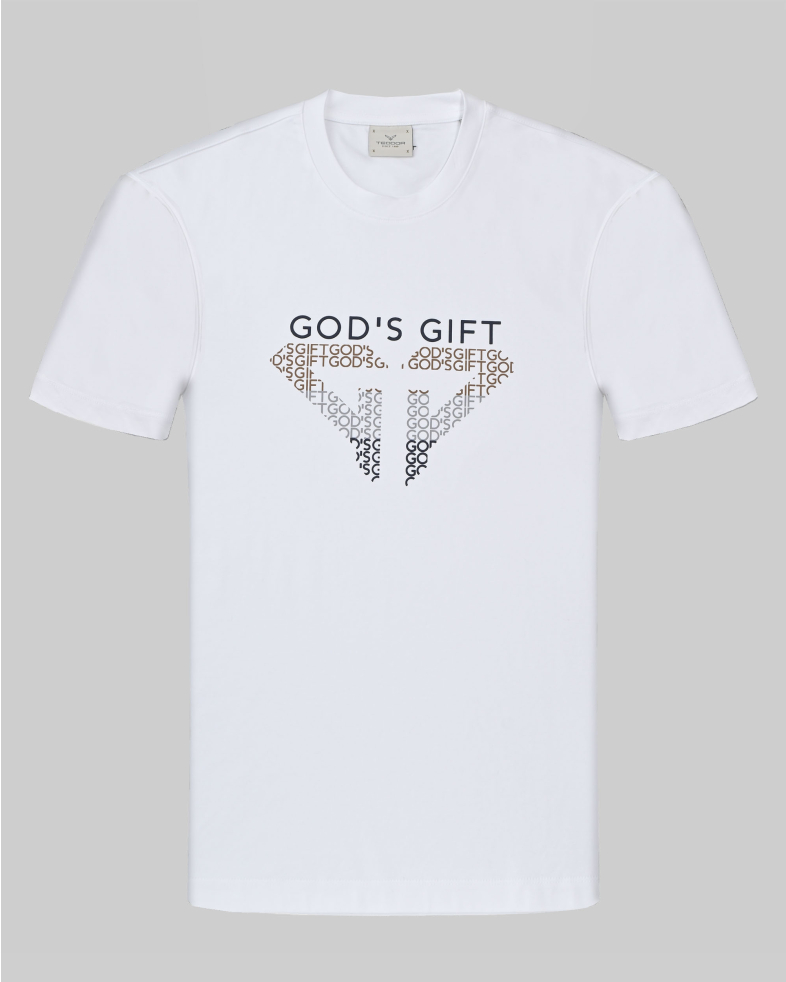 БЯЛА ТЕНИСКА ОТ PREMIUM ПАМУК С ЕФЕКТЕН ЛОГО ПРИНТ И НАДПИС GOD`S GIFT 250110131809-1 01