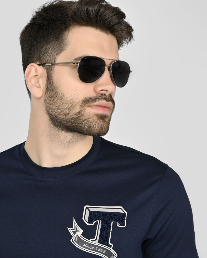 ТЪМНОСИНЯ ТЕНИСКА ОТ PREMIUM ПАМУК С ЕФЕКТЕН РЕЛЕФЕН ЛОГО ПРИНТ  250110131840-2 04