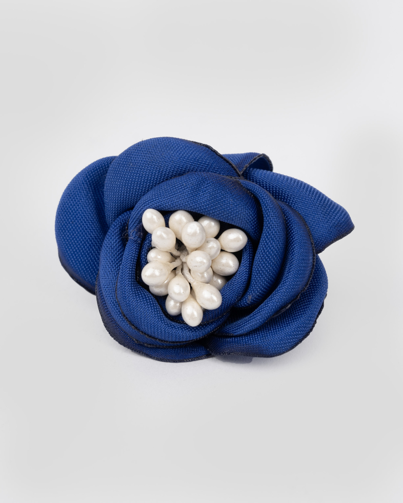 BROSA ALBASTRA DECORATIVA TIP FLORI 240170133698-2 02