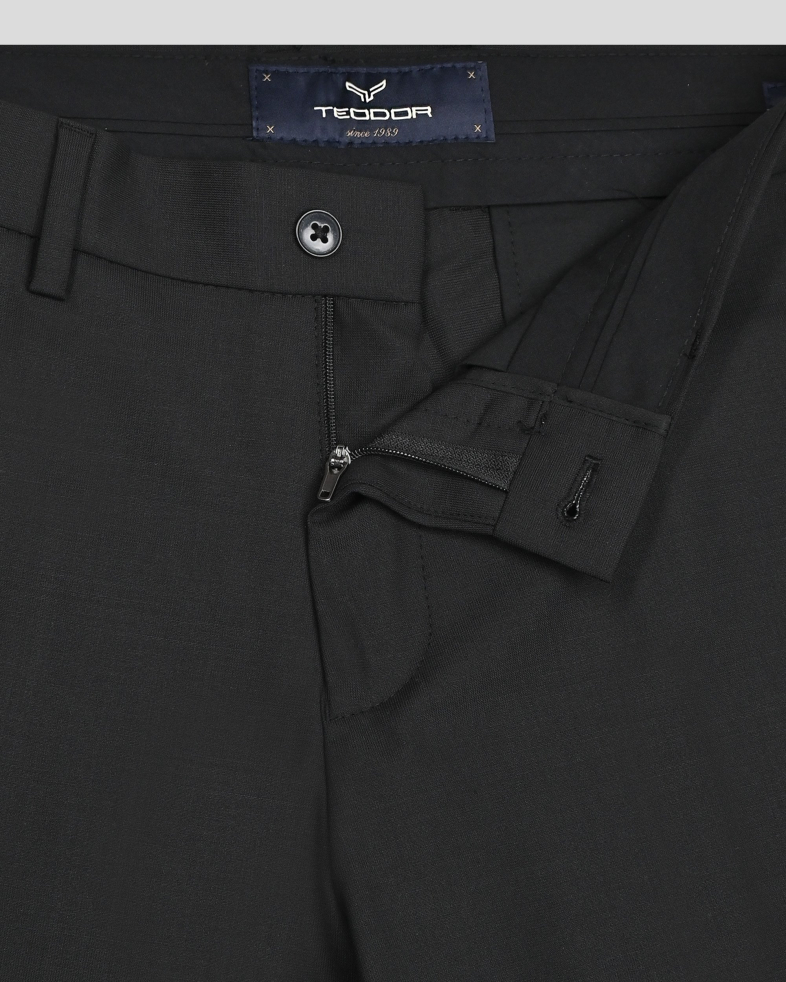 PANTALONI SLIM NEGRI 240113088560-1 06