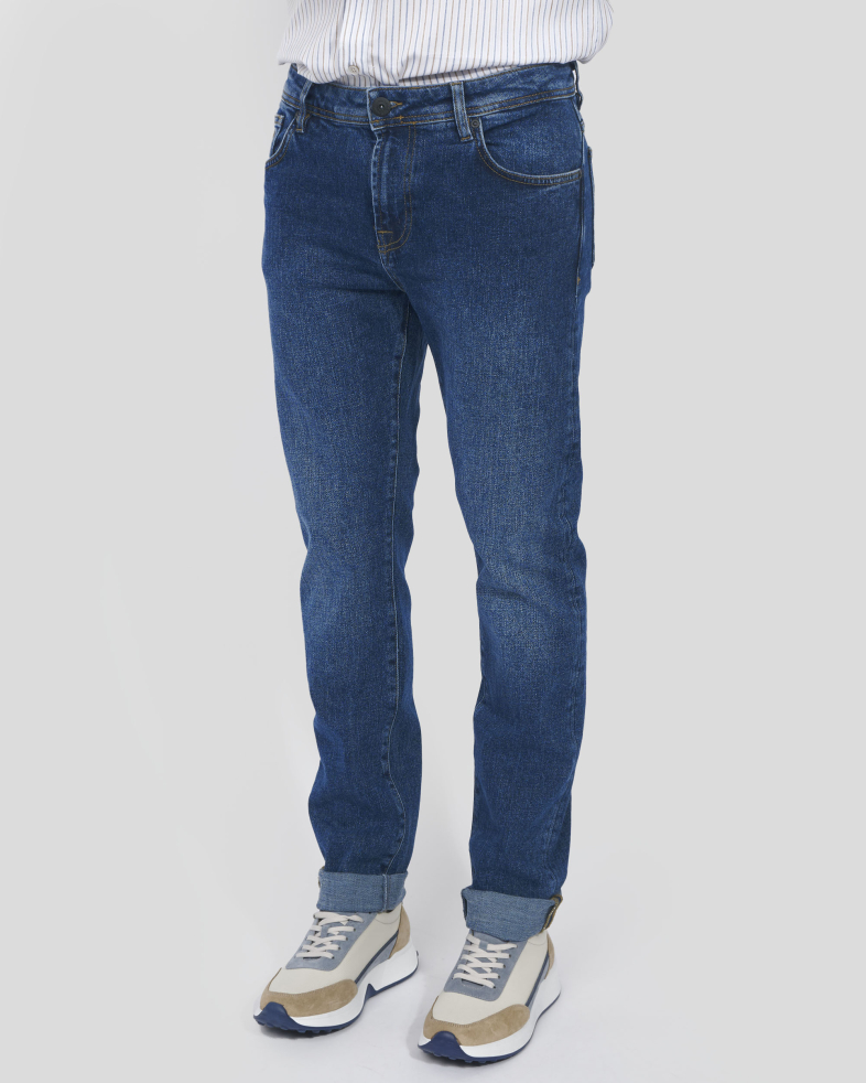 BLUGI ALBASTRI 240215088592-5 03