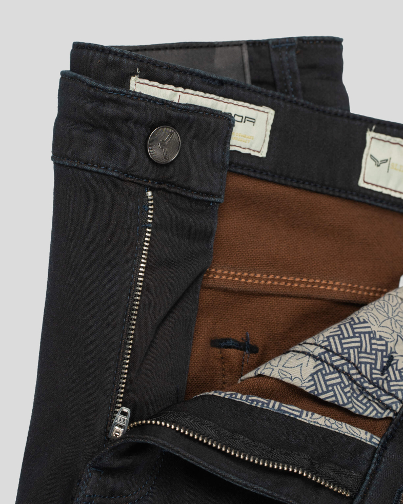 BLUGI SLIM NEGRI 220114088365-1 01