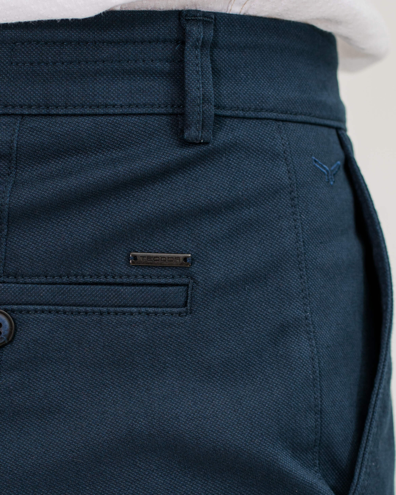 PANTALON CULOAREA ALBASTRU MEDIU CU STRUCTURA TIP PANAMA 200213088260-3 05