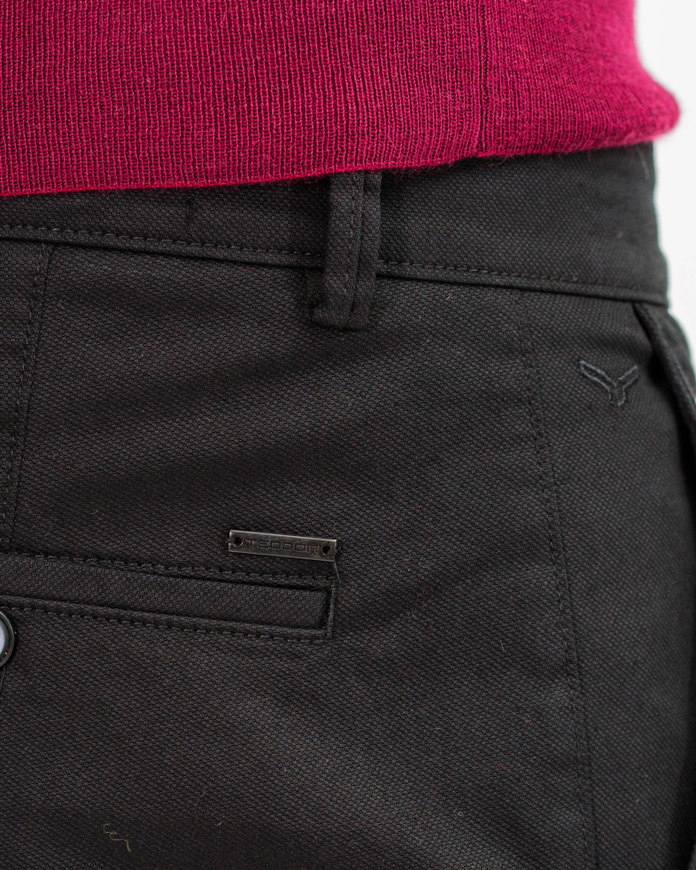 PANTALON DREPT CULOAREA NEGRU CU BRODERIE 200213088260-1 05