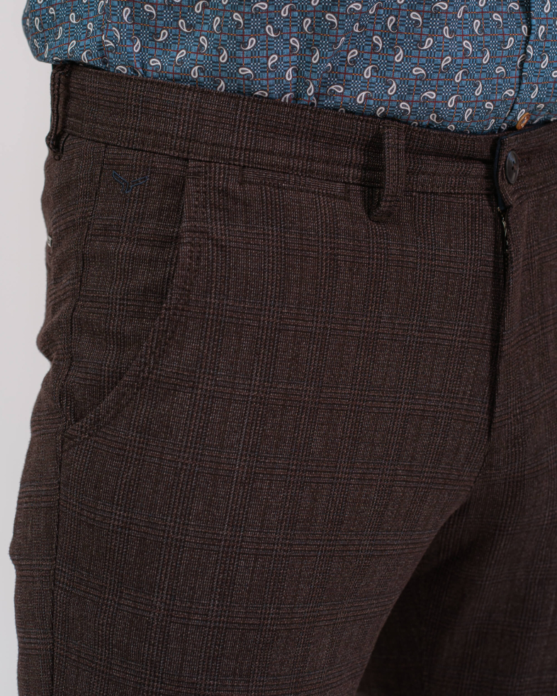 PANTALON CU CAROURI SI EFECTE CULOAREA BORDO 200213088262-1 04