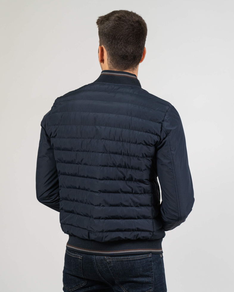 GEACA NEAGRA SCURTA DE BLUGI CU CAPTURA SOFT 220116111222-1 09