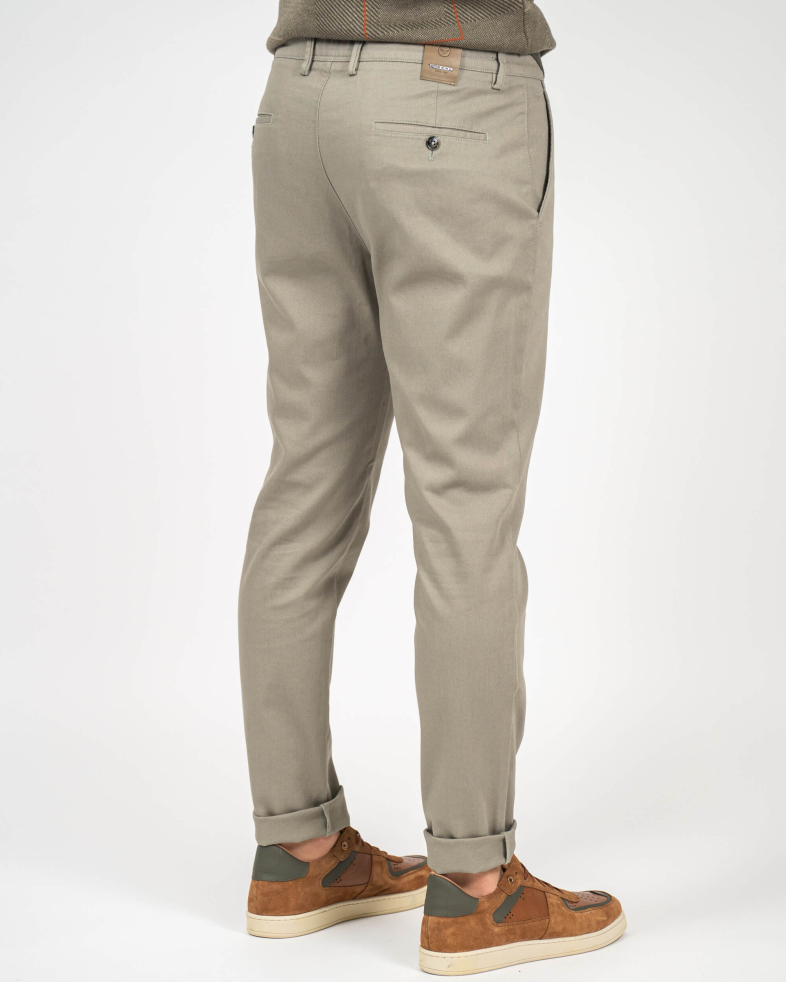PANTALONI SLIM VERDE 220213088417-4 06