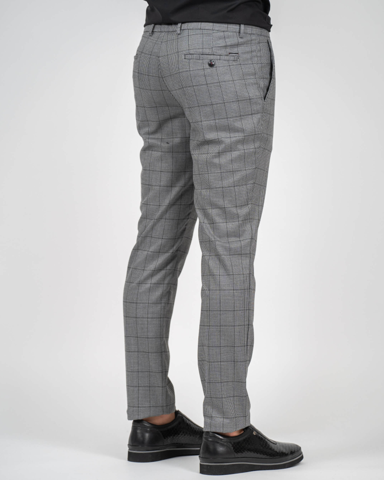 PANTALONI SLIM GRI IN CAROURI 220213088415-3 06