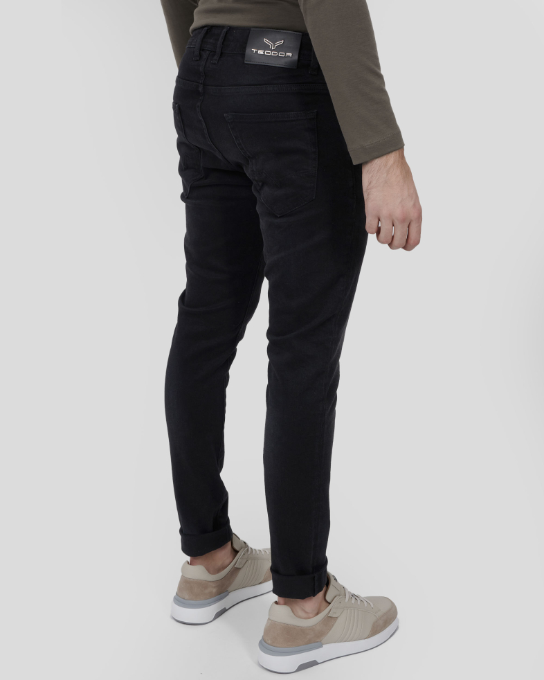 BLUGI SLIM NEGRI 240215088581-5 07